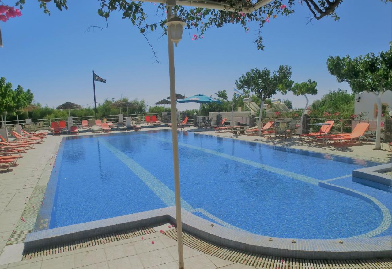 Santorini Camping & Hostel Фира Екстериор снимка