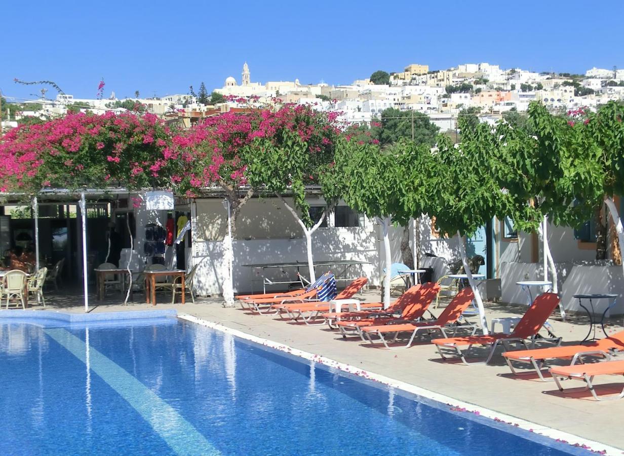 Santorini Camping & Hostel Фира Екстериор снимка