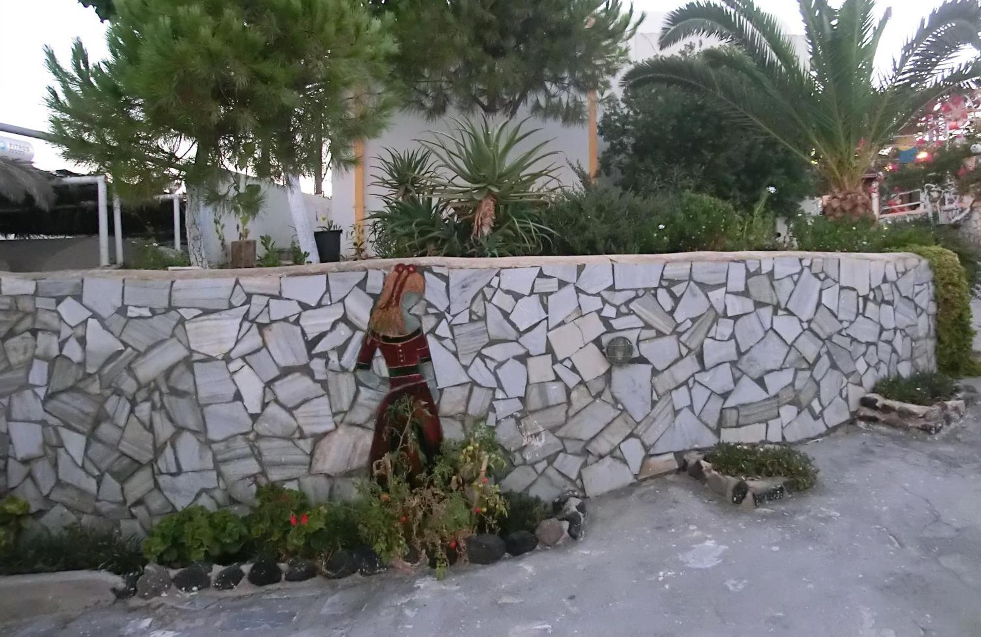 Santorini Camping & Hostel Фира Екстериор снимка